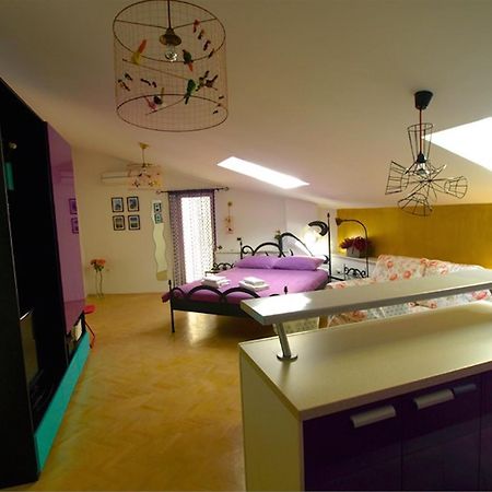 Apartments Mandarina Mali Lošinj Pokoj fotografie